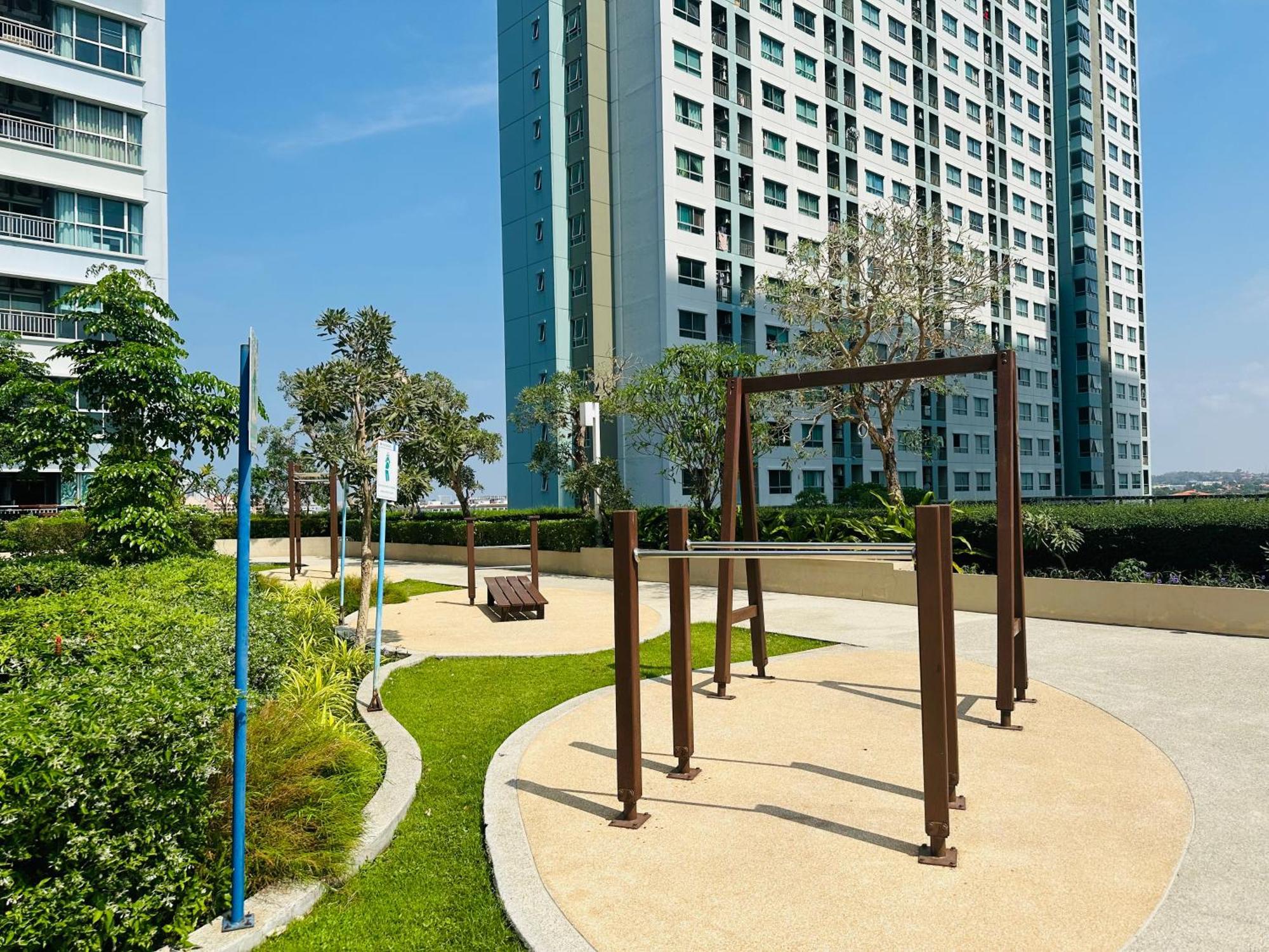 Seaview Beach Room Lumpini-Pool And Gym Face To Ocean หาดจอมเทียน ภายนอก รูปภาพ