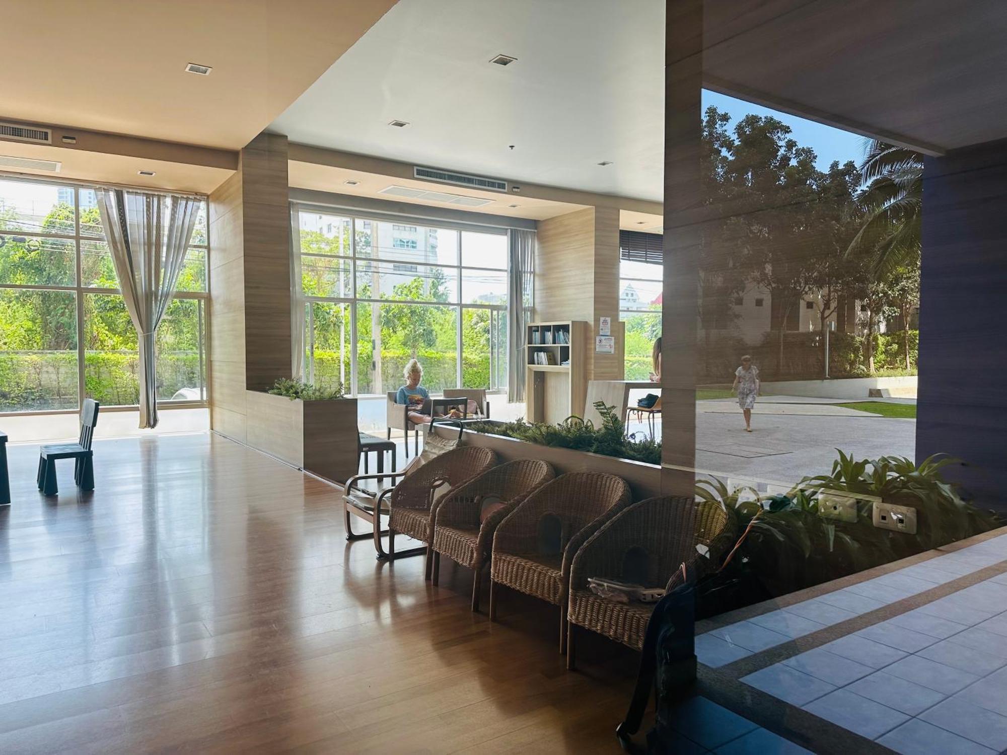 Seaview Beach Room Lumpini-Pool And Gym Face To Ocean หาดจอมเทียน ภายนอก รูปภาพ