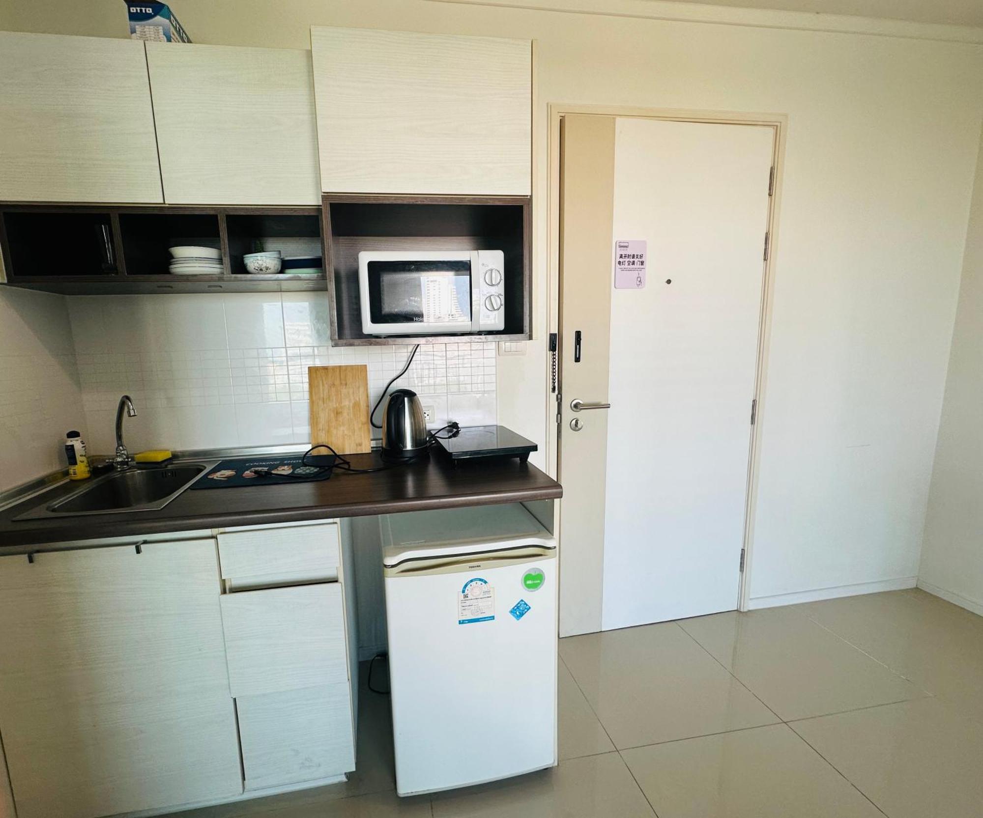 Seaview Beach Room Lumpini-Pool And Gym Face To Ocean หาดจอมเทียน ภายนอก รูปภาพ